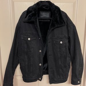 Zara Men’s Fleece Trim Trucker Jacket